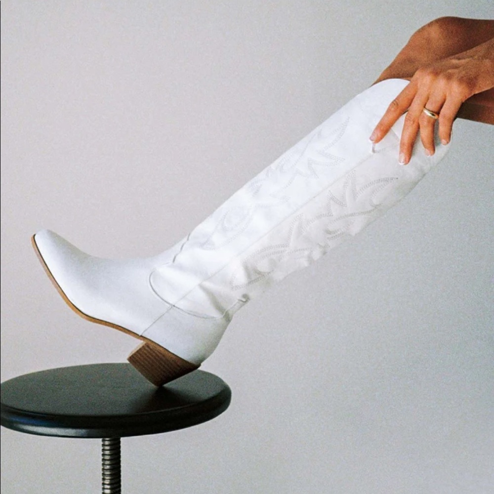 Billini Urson White Cowboy Boots